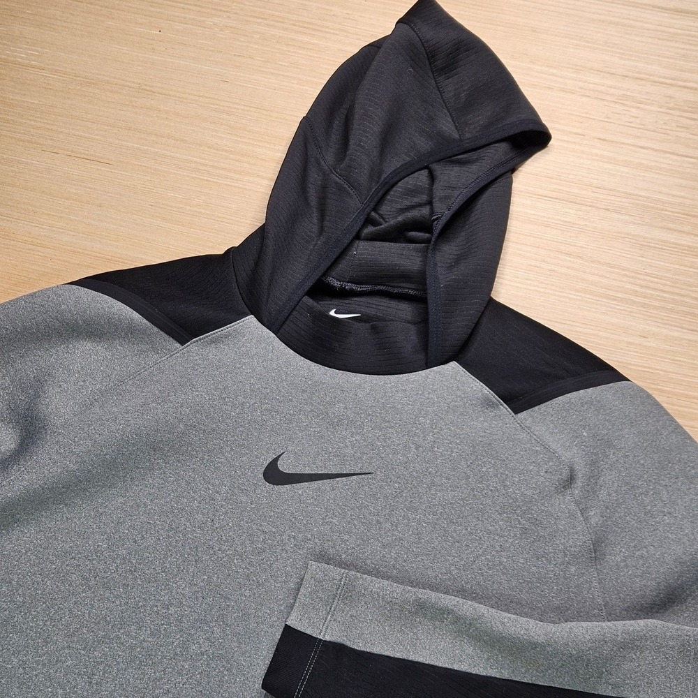 Nike Pro Dri-FIT Training Hoodie Mens M Grey Pullover Center Swoosh BV5572-071